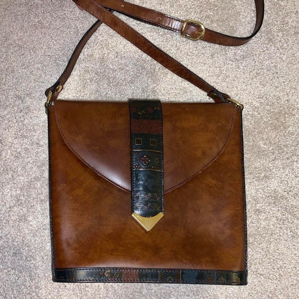 GORGEOUS BROWN LEATHER SATCHEL🤎🖤🤎